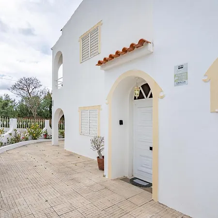 Villa Raposo Em Porches (Algarve)